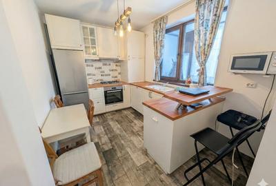 Casă individuală cu 4 camere cu Canalizare în Central - 6