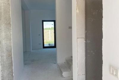 Duplex nou-4 camere-110mp-cu o super pozitie in Chisoda - 3