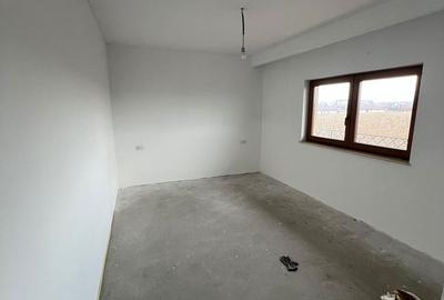 Casă cu 3 camere în Central - 2