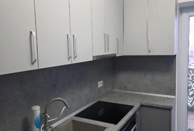Apartament cu 3 camere decomandat în 13 Septembrie - 14