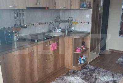 Apartament cu 2 camere semidecomandat, mobilat în Micro 14 - 5
