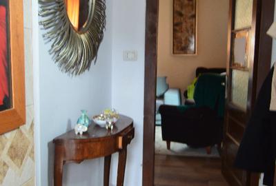 Casă cu 3 camere cu Teren 250 Mp în Central - 7