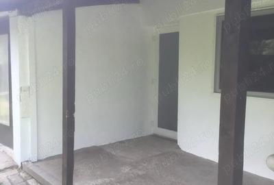 Casă cu 3 camere cu Teren 1748 Mp în Checea - 1