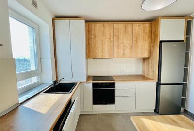 Apartament cu 2 camere decomandat în Tractorul - 5