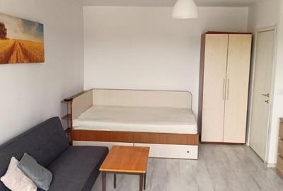 Garsonieră decomandată în 13 Septembrie