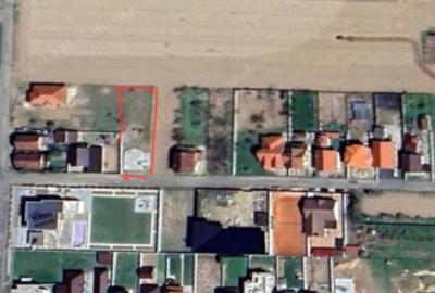 Teren de 742 mp, în Central - 2