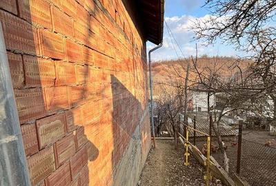 Casa Noua pe 3 niveluri in Media? zona Baznei - prive... - 1