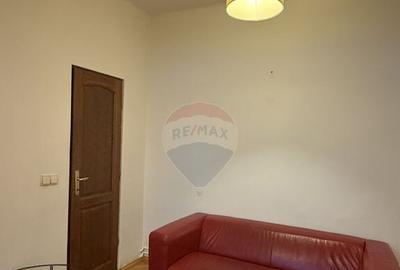 Garsonieră, mobilată în Victoriei