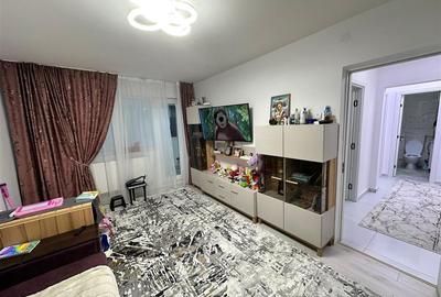 Apartament cu 2 camere decomandat în Podu Roș
