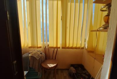 Apartament cu 3 camere decomandat, mobilat în Buziașului - 9