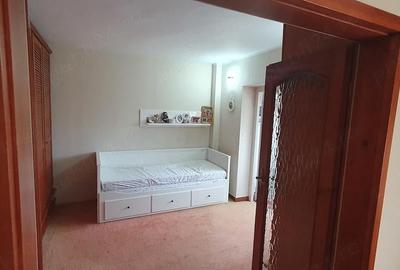 Apartament cu 3 camere decomandat în Central - 3