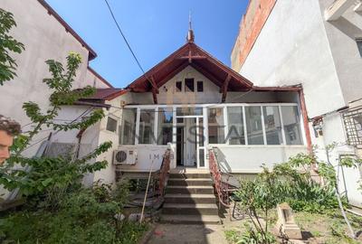 Casa cu pozitie exceptionala, la 100 metri  de Piata Unirii ! - 1