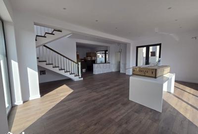 Casă cu 5 camere cu Teren 300 Mp în Tineretului - 14