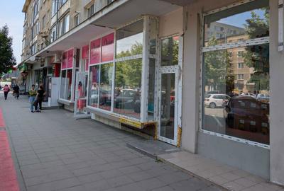 Spațiu comercial, de 93 mp, în Gării - 1