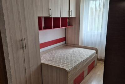 Inchiriez apartament 2 camere utilat si mobilat str. Otelarilor - 2
