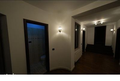 Casă cu 8 camere cu Teren 430 Mp în Eminescu - 4