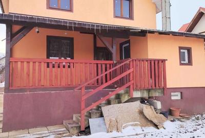Casă cu 4 camere în Sărata - 3
