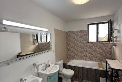 Casă cu 4 camere cu Teren 250 Mp în Corbeanca