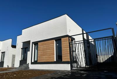 Casă individuală cu 4 camere cu Teren 330 Mp în Berceni - 1