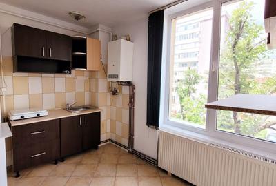 Garsonieră semidecomandată în Drumul Carului