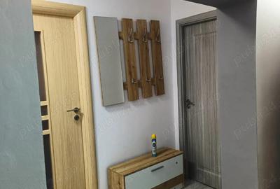 Apartament cu 4 camere decomandat în 9 Mai - 9