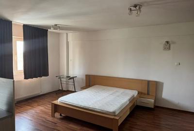 Garsoniera, decomandata, 42mp, centrala, cat friendly,ac, metrou, Grigorescu - 2