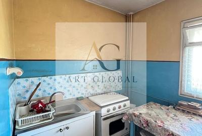 Apartament cu 2 camere semidecomandat, mobilat în 13 Septembrie - 9