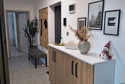 Etaj 1. Bucatarie inchisa. Mobilat si utilat. Disponibil imediat. - 7