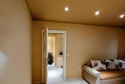 ►Casa de CULTURA 2 Camere 43m² Mobilat Utilat Centrala Incadrat SUD Etaj 2 - 3