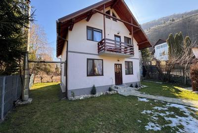 Casă individuală cu 4 camere cu Canalizare în Bran - 11