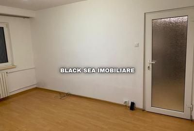 Apartament 3 camere de vânzare – Tomis Nord / Cireșica - Ocazie - 2