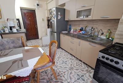 Apartament cu 2 camere decomandat în Gării - 2