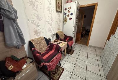 Garsonieră decomandată, mobilată în Dâmbovița
