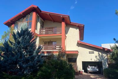 Vila Deosebita P+1+M pe Colt – 325mp Utili, Curte Amenajata 590mp | Fundeni - 1