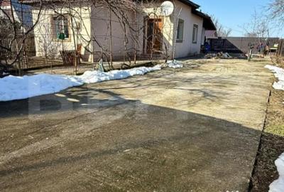 Casă cu 4 camere cu Teren 1200 Mp în Central - 16