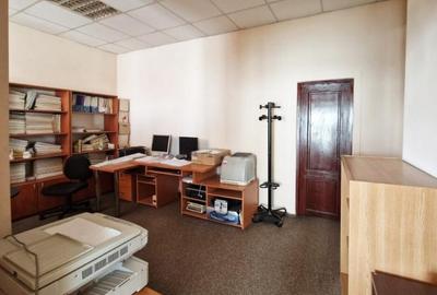 Spatiu de birou de vanzare - Zona 9 Mai, 112 mp utili, parte - 2