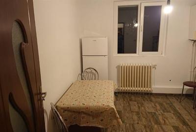 Garsonieră decomandată, mobilată în Mănăștur