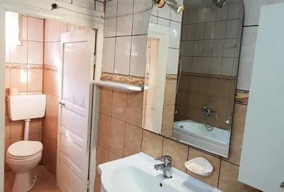 Casă cu 5 camere cu Teren 290 Mp în Central - 2