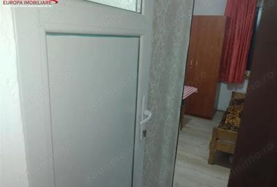 Garsonieră în Vest