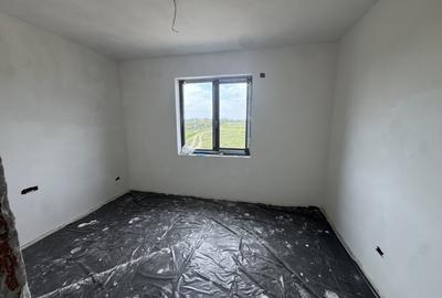 Duplex cu 5 camere cu Canalizare în Chișoda - 12