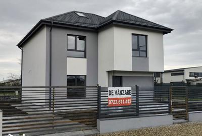 Casă cu 4 camere cu Teren 503 Mp în Tărtășești - 12