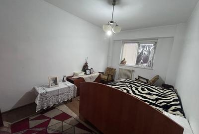 Apartament cu 3 camere decomandat în Obor - 3