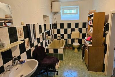 Casă cu 4 camere cu Teren 1450 Mp în Liebling - 5