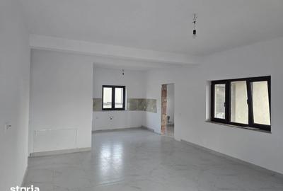 Casă cu 3 camere cu Teren 590 Mp în Sărata - 13