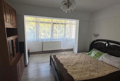 Apartament cu 3 camere decomandat în Slănic-Moldova - 3