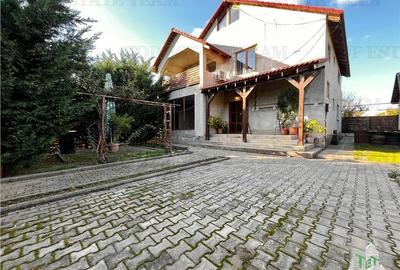 Vila din caramida 4 dormitoare, 170 mp utili, teren 335 mp,   Lumina - 1