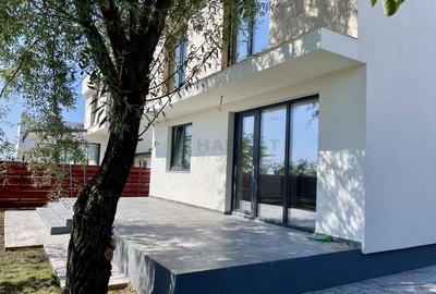 Vila in ansamblu in Tunari | Individuala, 5 camere. - 18