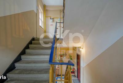 Apartament cu 5 camere decomandat în Astra - 14