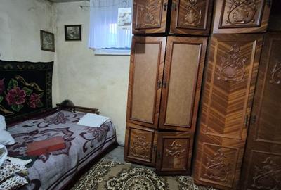 Casă individuală cu 3 camere cu Teren 750 Mp în Km 5 - 8