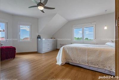 Casă cu 5 camere cu Canalizare în Orțișoara - 6